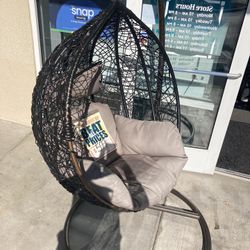 Outdoor Swing Chair🪶💐 $599