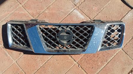 2005 through 2010 Nissan Pathfinder Grill