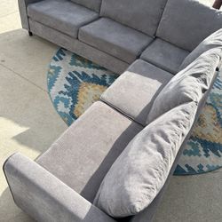 Couch (Free Delivery) 