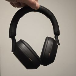 Sony WH-1000XM5