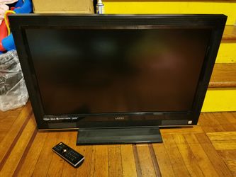 Vizio 32" 1080P Full HD Flat Panel LCD TV