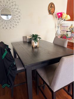 Dinning table
