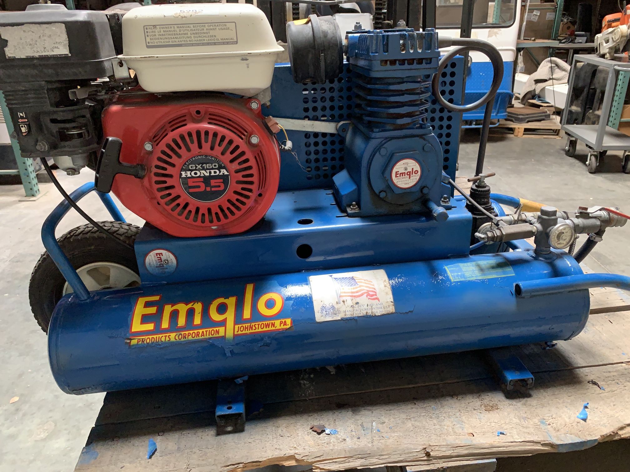 Englo 5.5 HP Honda Powered Wheel Barrel Style Air Compressor
