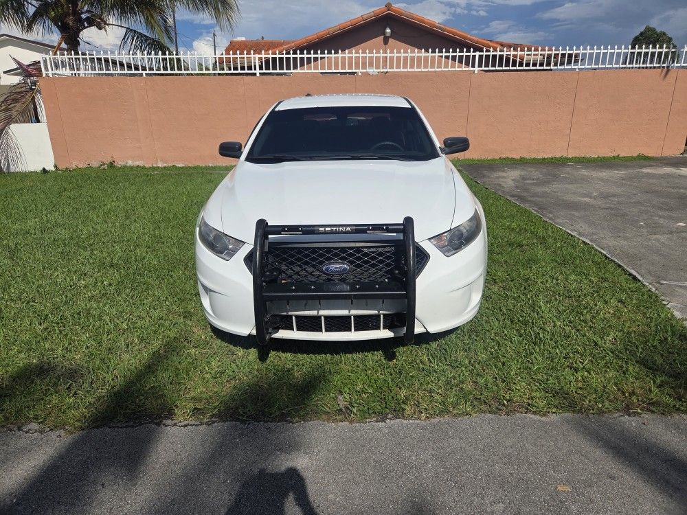 2016 Ford Taurus