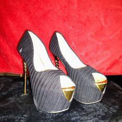Black And Gold Heels.