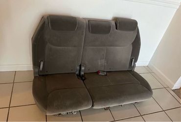 2007-2009 Toyota Sienna Third seat