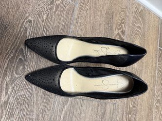 Jessica Simpson black heels