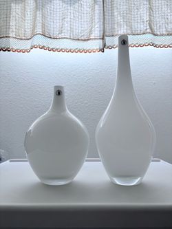 Vintage 1990s Set of 2 IKEA Salong Handmade Mouth Blown Glass Vase, Excellent Condition, No Cracks, No Chips