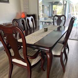 Formal Dining Room Set