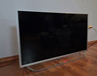 Element 39-Inch TV - Used, No Remote $45