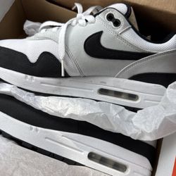 Nike Air Max 1 Size 8.5 Men