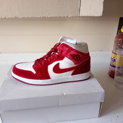 11.5 Womans Air Jordans