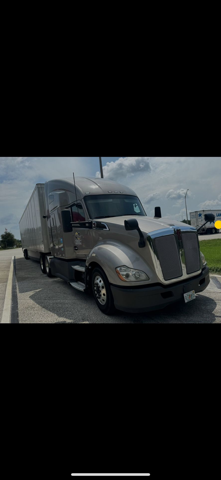 2017 Kenworth T680 6x4 T/A Sleeper Truck Tractor $24.500