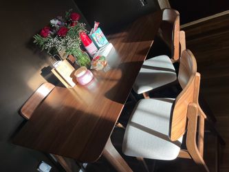 Dinner Table & Toddler Bed
