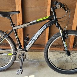 Schwinn Ranger Mountain Bike 21 Speed 26"Tires 5'6-5'10 