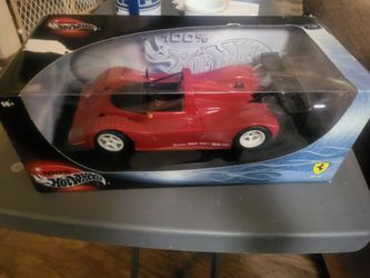 100% Hot Wheels 1:18 Ferrari 333 SP Red Race Car