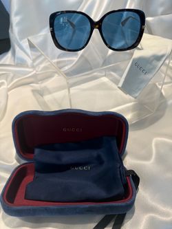 Gucci Oversized Sunglasses with Case