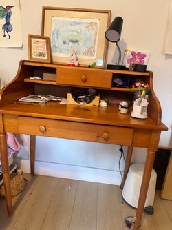 Compact desk solid wood