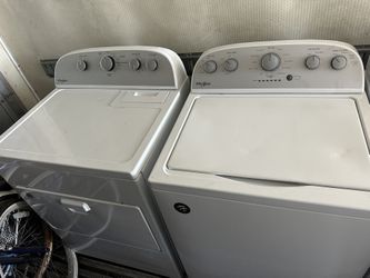 Whirlpool Washer And Dryer Like New 