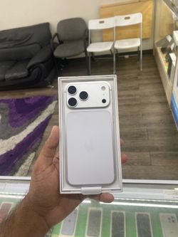 iPhone 17 pro max Unlocked