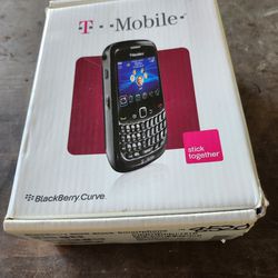 Black Berry Tmobile Phone (Old) (Collectors Item )(Read) 
