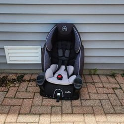 Evenflo - Carseat