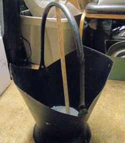 Black firewood kindling metal bucket