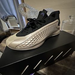 Ae1 “Champagne” Size 11 BRAND NEW ✅