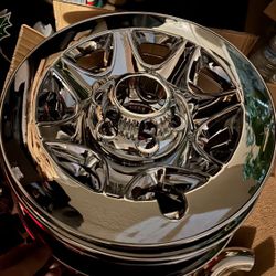 Silverado 1500 Hub caps