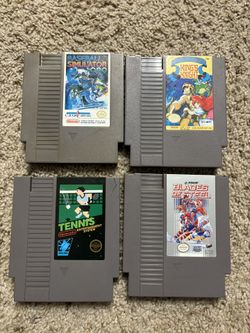 Lot of 4 Nintendo NES games 
