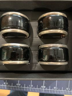 New Beautiful Saks Fifth Avenue Napkin Rings- Make Offer