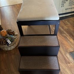 Penn-Plax Buddy Bunk pet bed and step