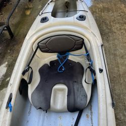 Pelican Kayak 10 ft sit in