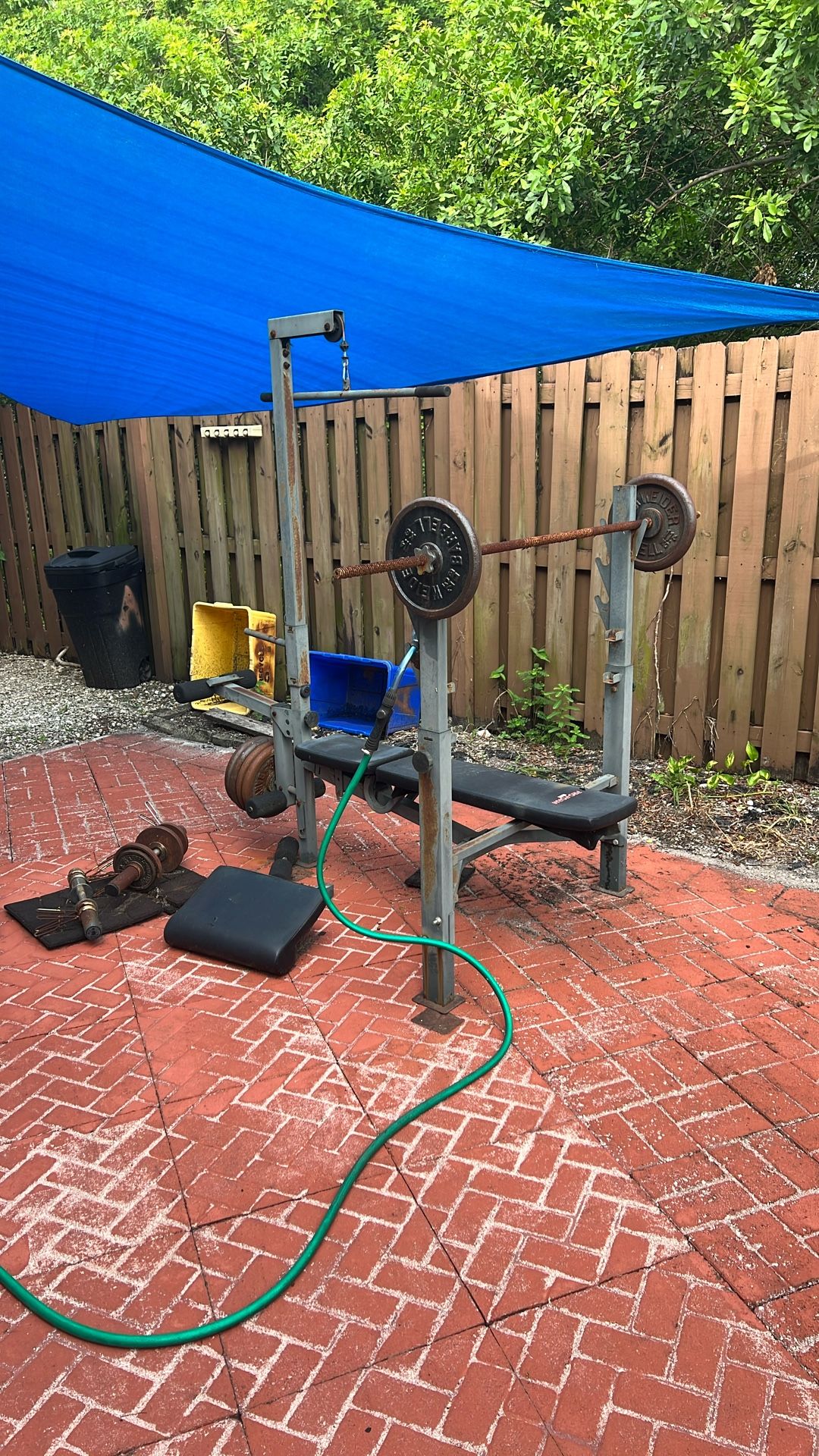 Press bench with weights
