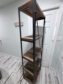 Sturdy shelving furniture