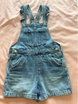 H & M Girls Jean overalls - size 6-7
