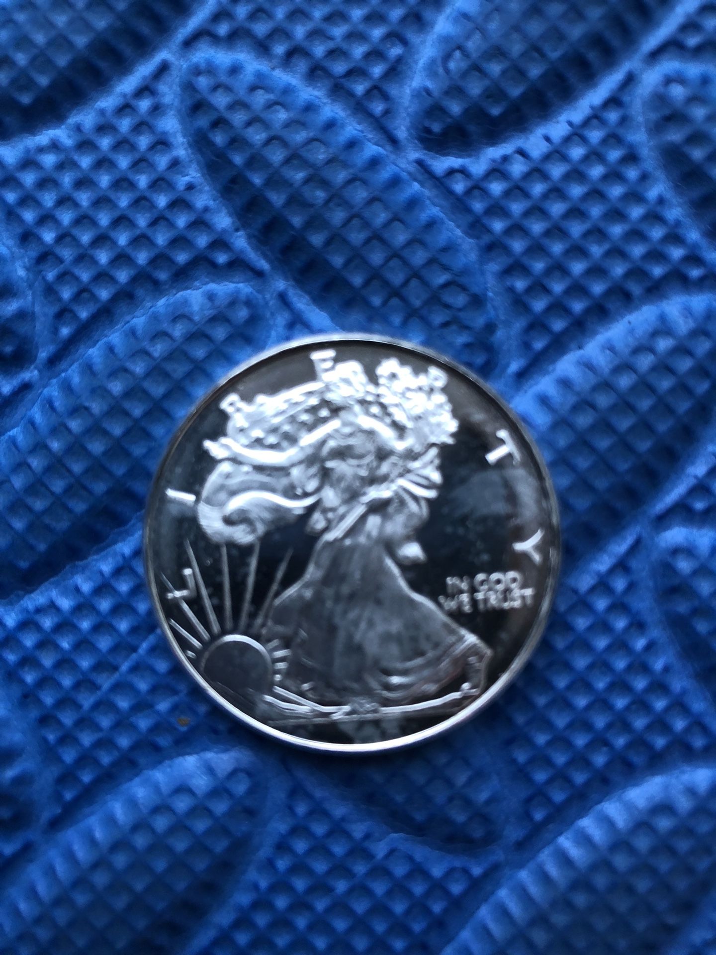 New Pure Silver 1/2 Oz  Eagle Liberty Coin
