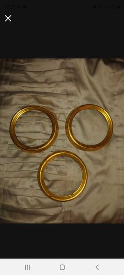 3 vintage Magic Wood 4.5" circle frames gold leaf new!