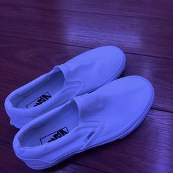 Slip on white vans