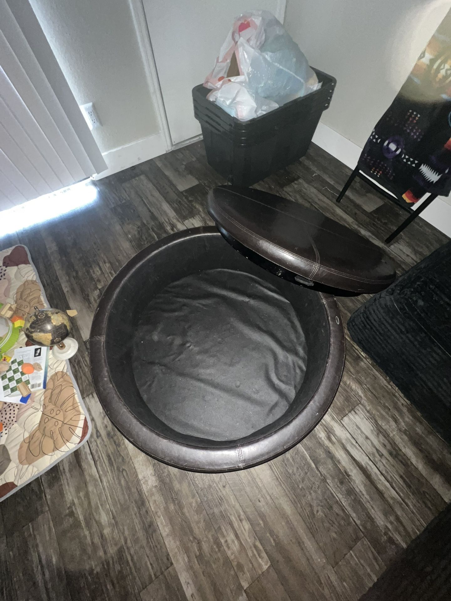 Round Ottoman With Storage
