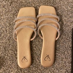 Windsor Size 8 Sandals
