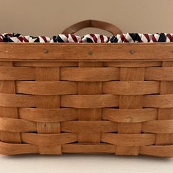 Longaberger Medium Key Basket With Patriotic Liner 