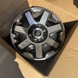 Four 2019 Toyota 4Runner Offroad Premium Take Off Wheels 