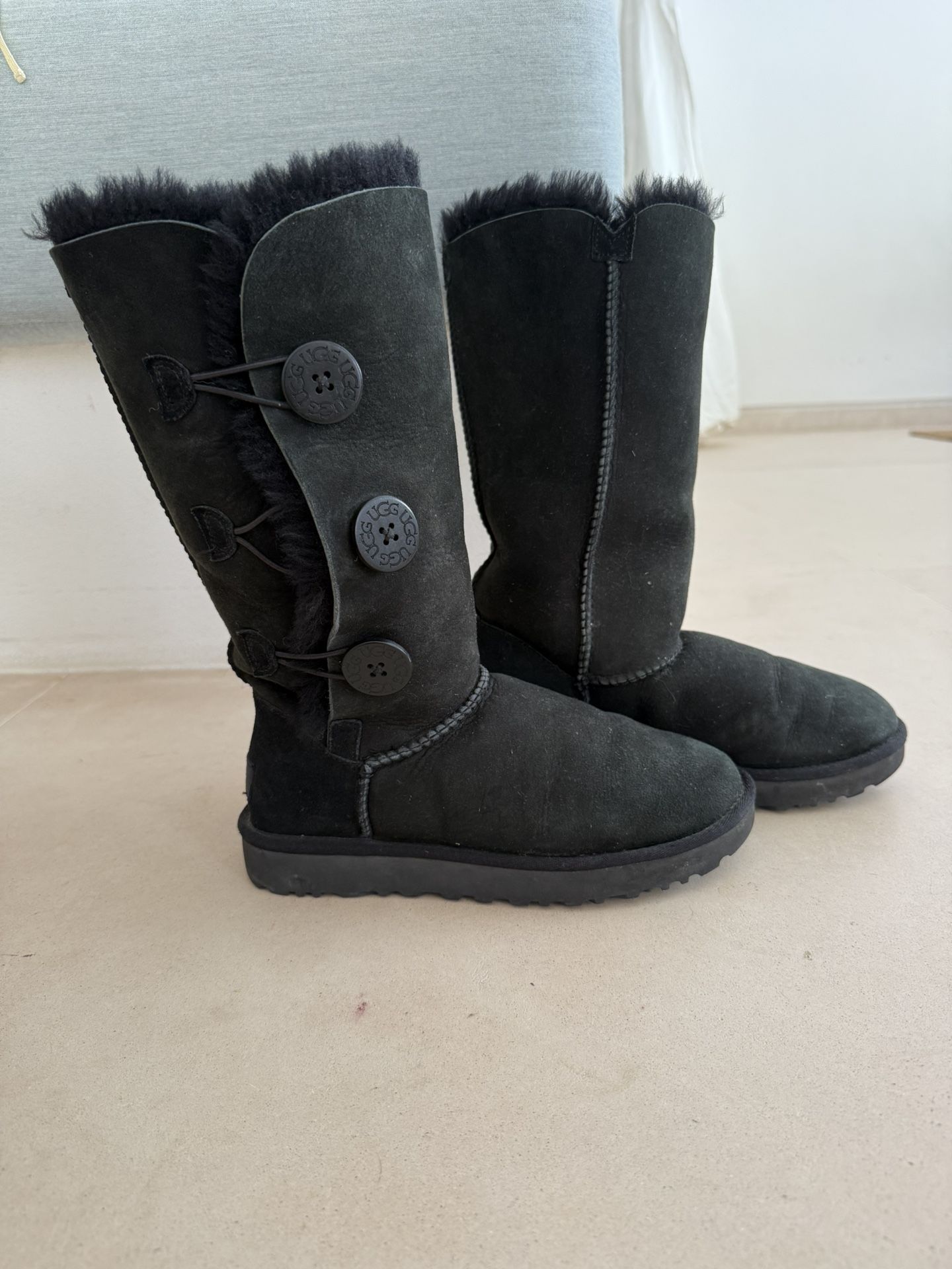 UGG Baily Button Triplet Boot