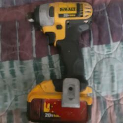 DEWALT IMPACT DRIVER 20V MAX BATTERY NO CHARGER $30 OBO