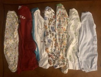 Lot of boy clothes size 0-3 months