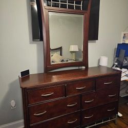 ***BEST OFFER Queen Bedset,Dresser, And 1 Original Nightstand