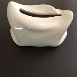 Abstract Glossy Ceramic Tissue Holder- 