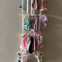 Bows And Hangers  