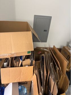 Free moving boxes